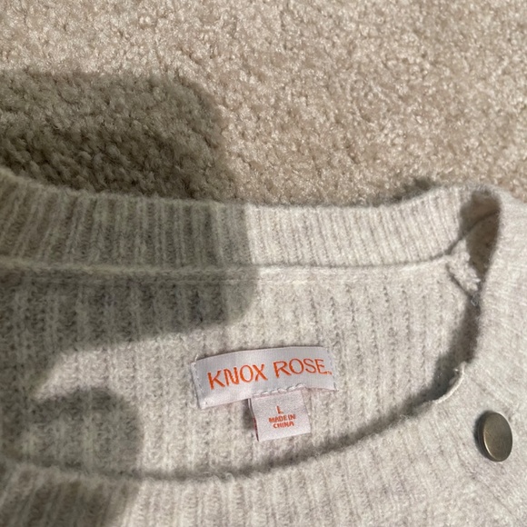 Knox Rose Sweater (size large) - Picture 2 of 3